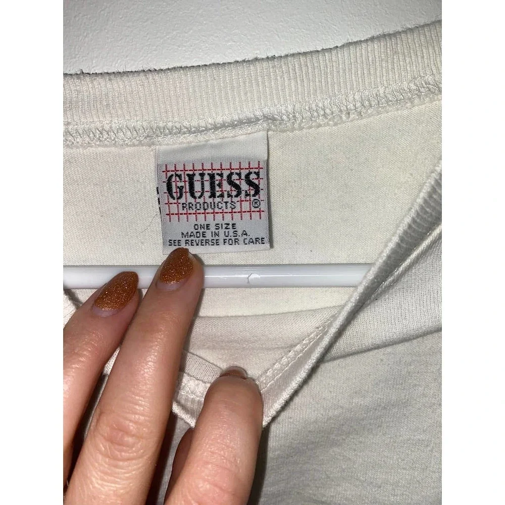 Guess Jeans Spellout rainbow line tshirt VTG - Picture 3 of 5